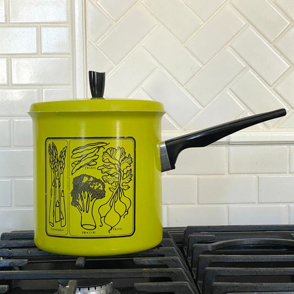 Rare Wear Ever 3Qt Vegetable Pot Vintage Green USA Made With Lid Cooking Kitchen